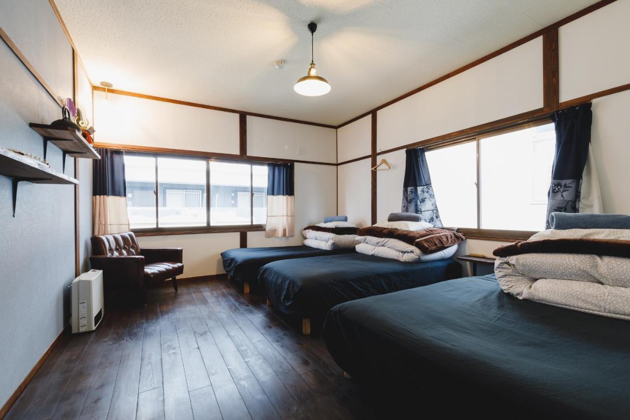 Couch Potato Hostel Matsumoto Exterior photo